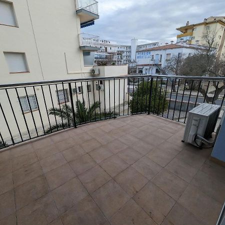 Apartamento En Roses, A 2 Minutos A Pie De Playa ภายนอก รูปภาพ