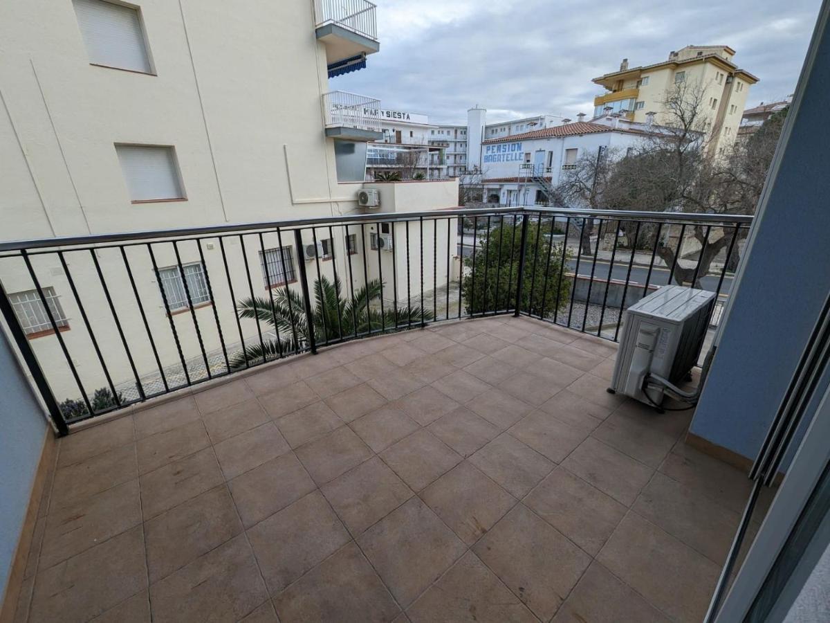 Apartamento En Roses, A 2 Minutos A Pie De Playa ภายนอก รูปภาพ