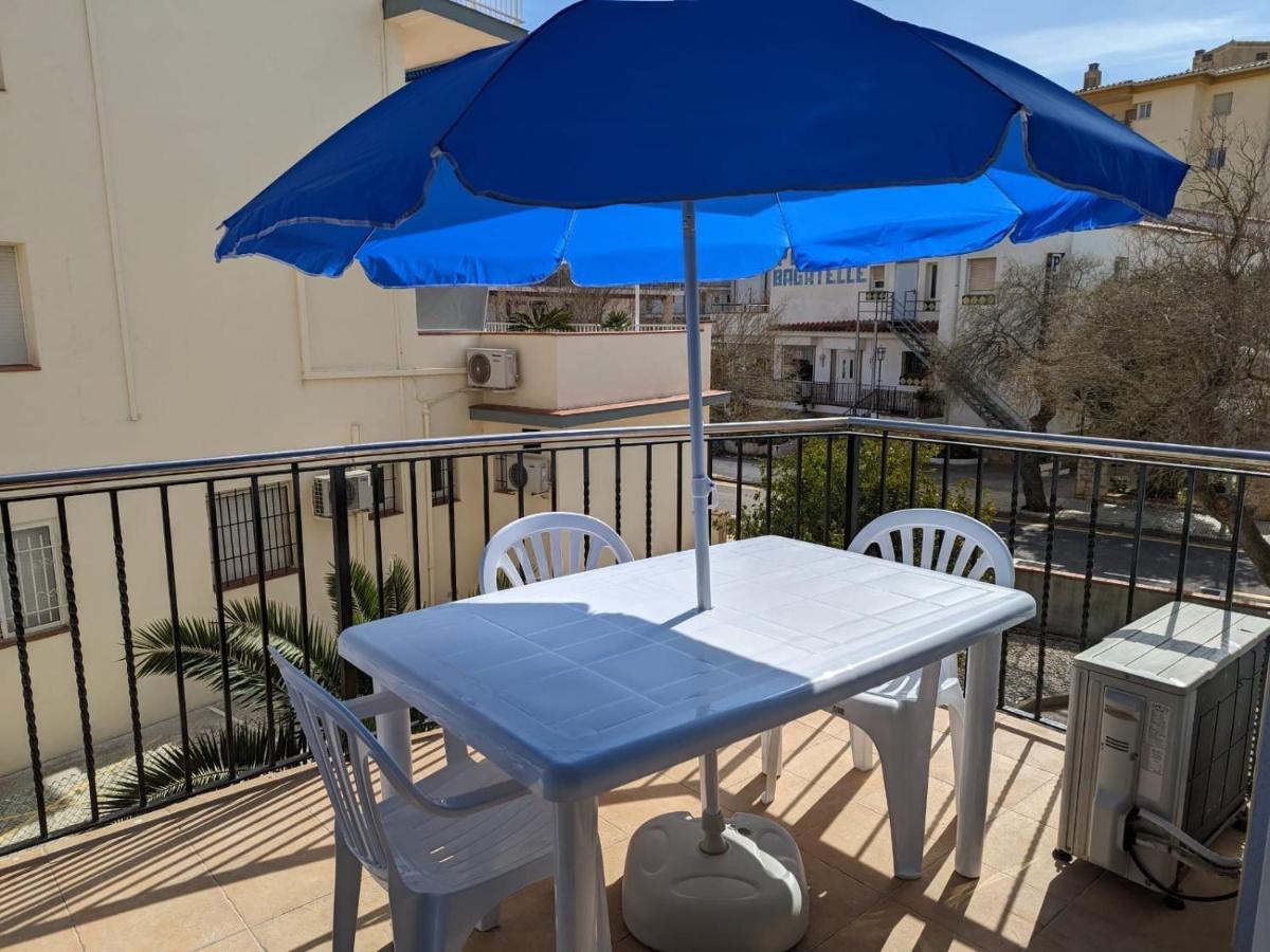Apartamento En Roses, A 2 Minutos A Pie De Playa ภายนอก รูปภาพ